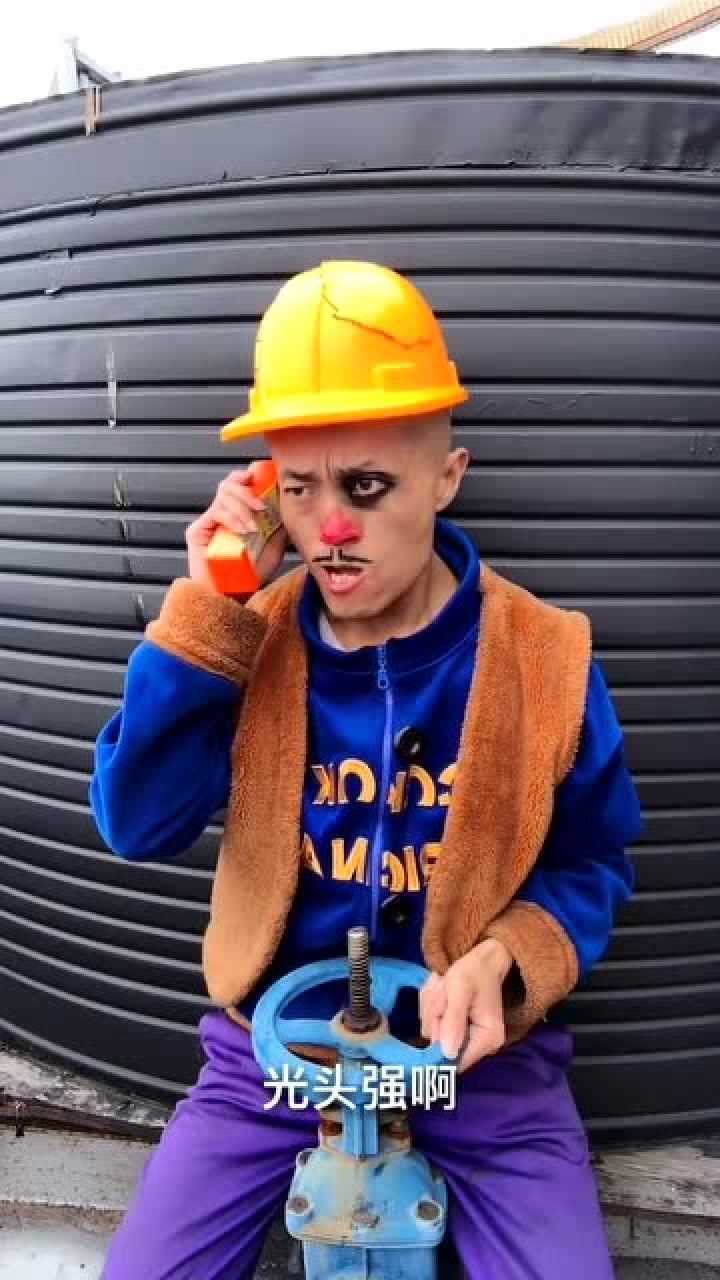 李老板要出差要求光头强自己解决温饱这下光头强慌了