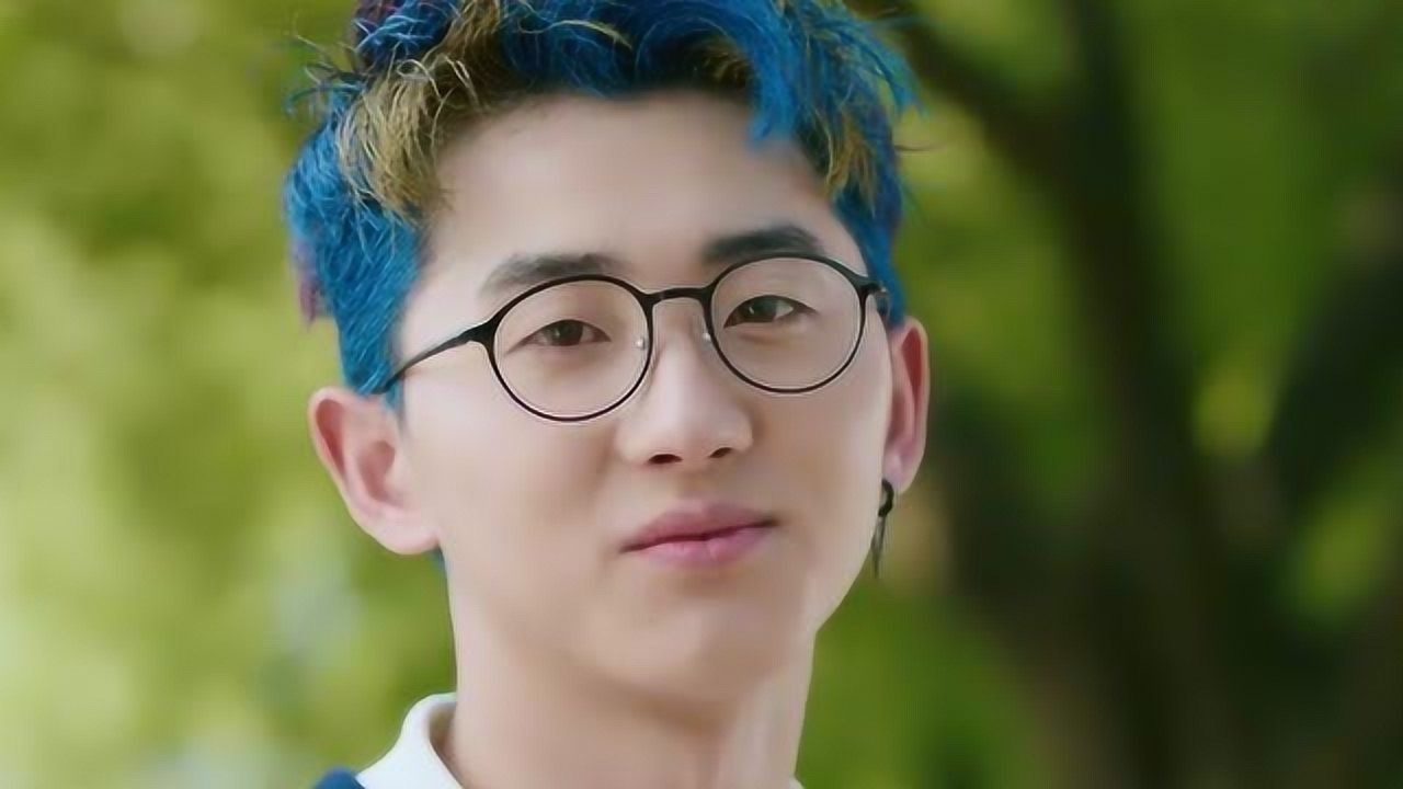 小美好:陆扬当众表白女神,老师在场都惊了,这就是青春的迷人之处