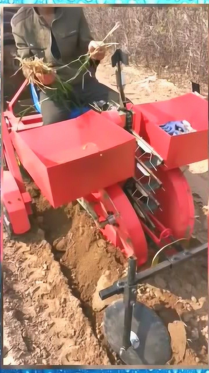 红薯种植有了这机器真方便省时省力