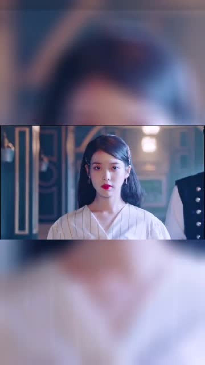 跑起来的iu是李知恩最大的黑粉来看超飒的满月社长吧