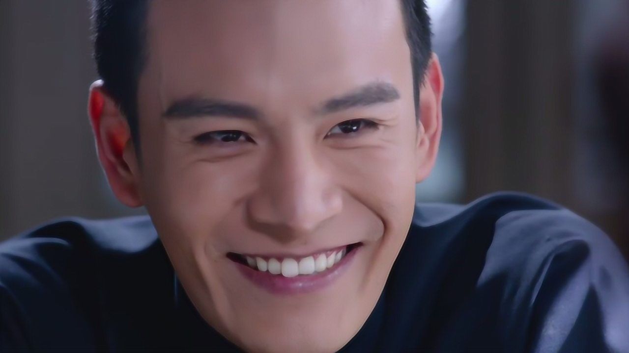 魔都风云女军人的装扮太好看看男朋友这乐开花的笑容就知道有多美了
