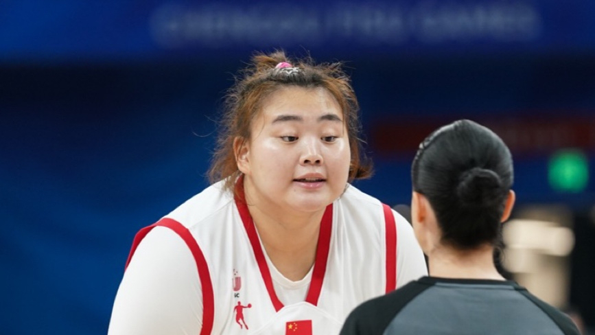 260斤刘禹彤又落选国家队女篮为何拒绝她郑薇葫芦里卖什么药