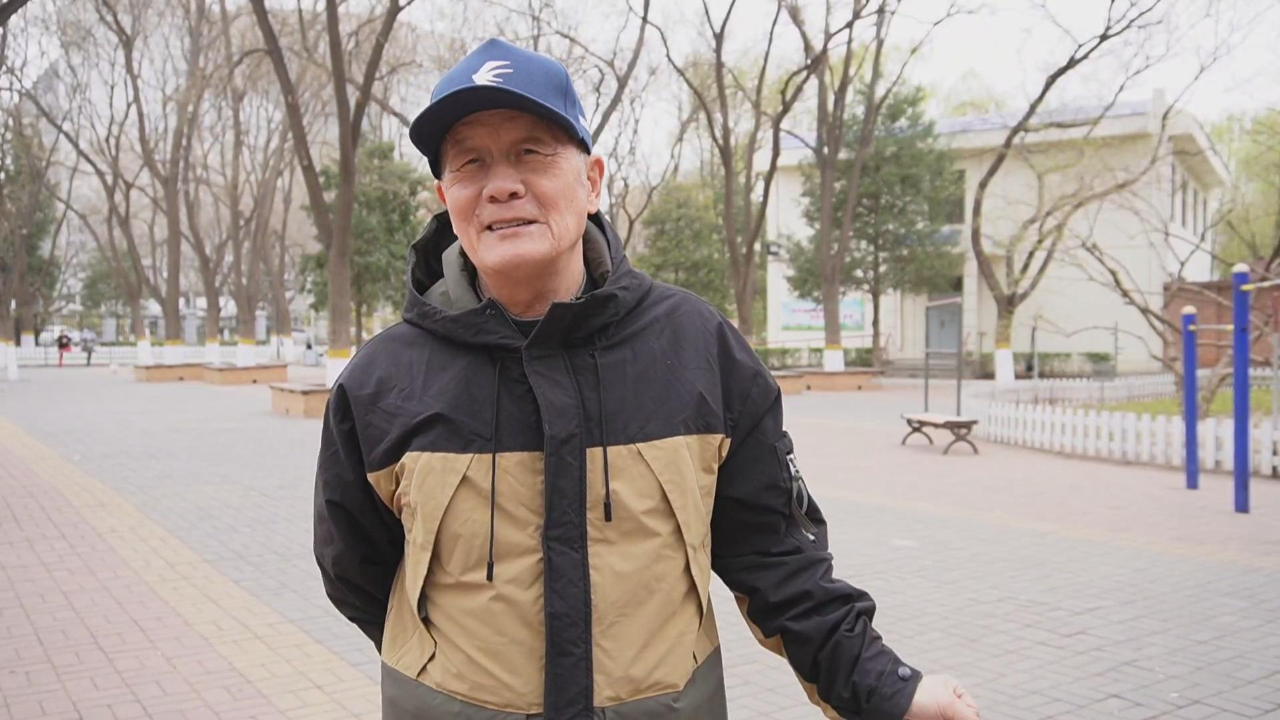 北京72岁大爷年轻内蒙插队电力系统退休时1700如今涨多少