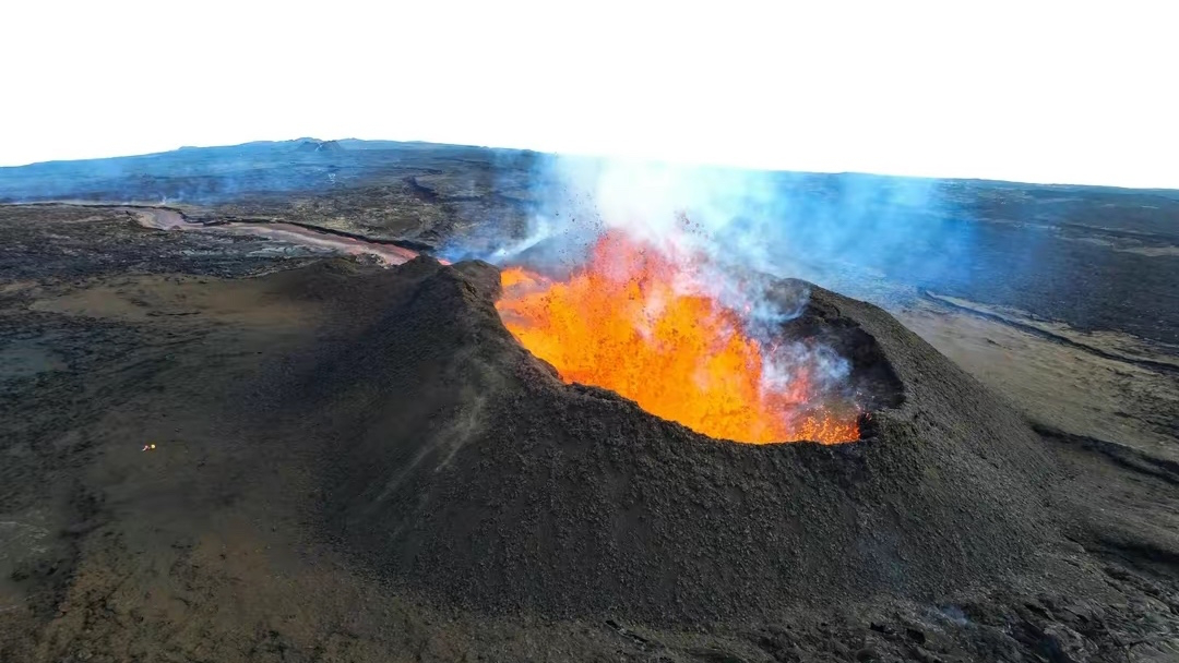 外媒:世界上最大的活火山美国夏威夷群岛发生地震