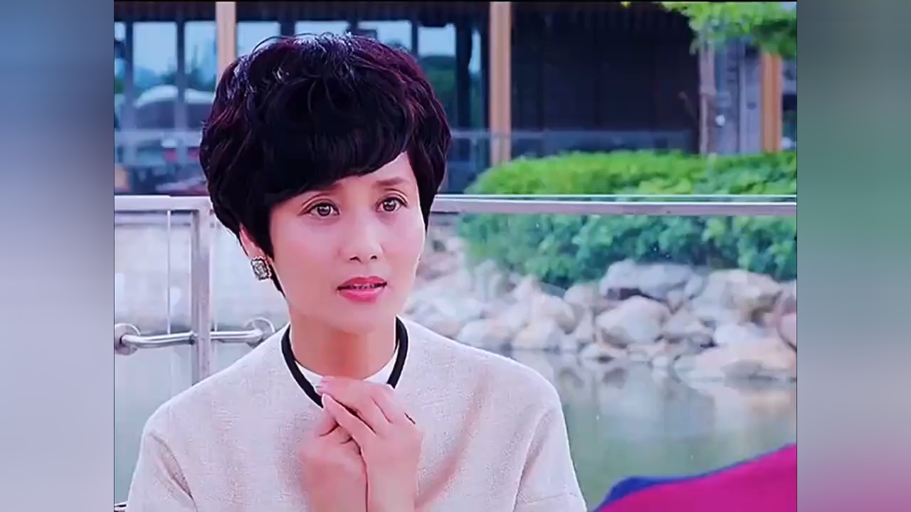 富婆一直欺负的小保姆竟然是自己失散多年的女儿