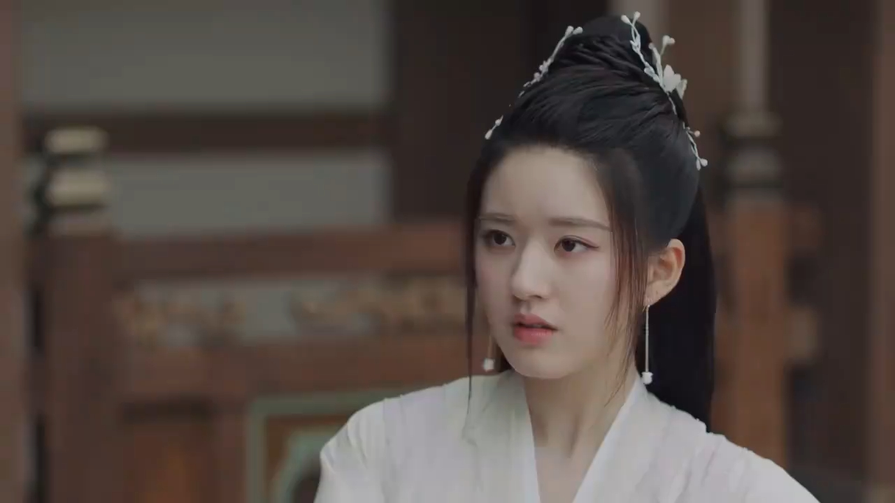 黑狐狸想当场表白,谁知却遭手下打断,煮熟鸭子又飞走