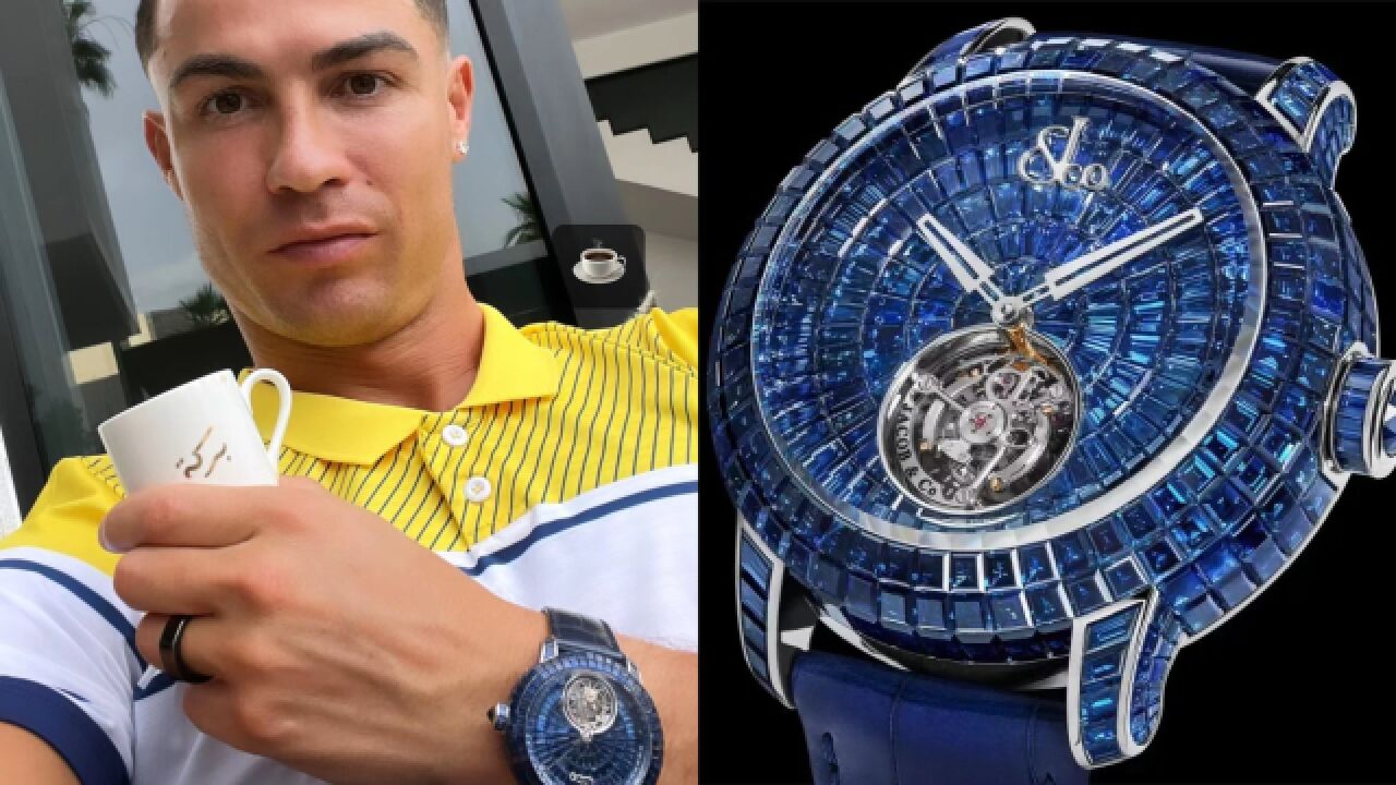 c罗惬意晒自拍!腕间名表昂贵耀眼,轻轻松松买北京1套房