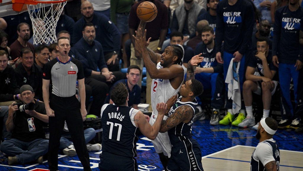 一筹莫展!哈登过掉东契奇分球鲍威尔打铁 小卡防守端