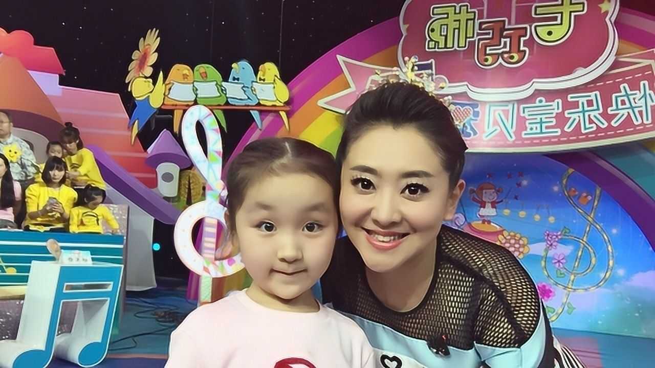 来腾讯视频看更多热门视频