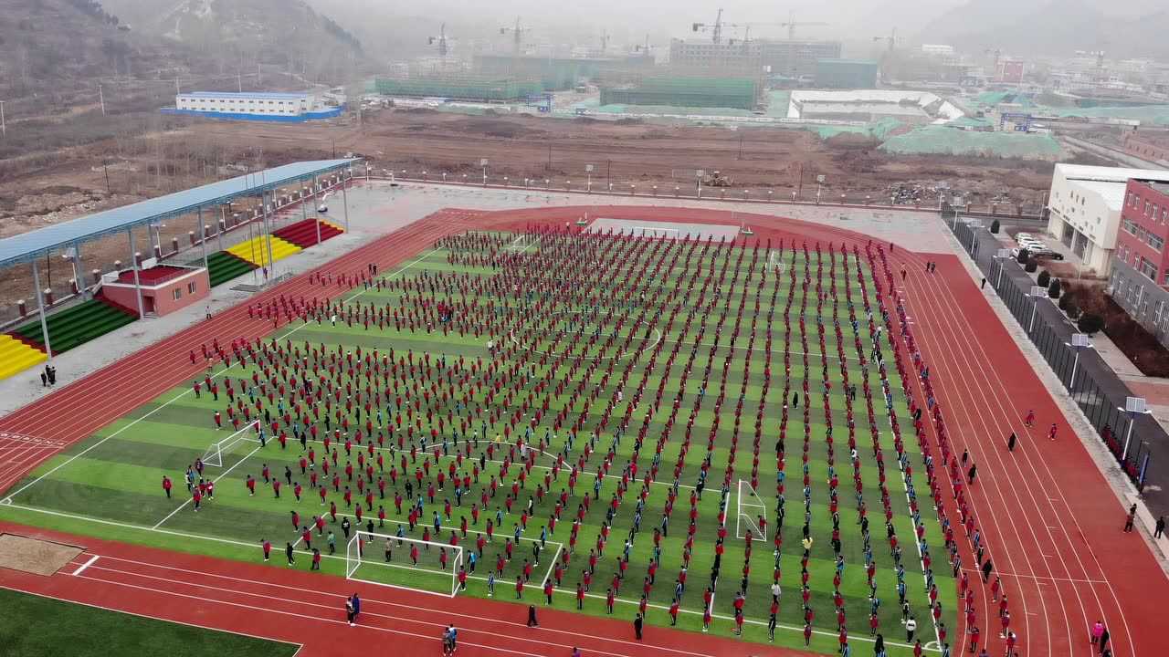 承德市兴隆县职教中心    透气性塑胶跑道