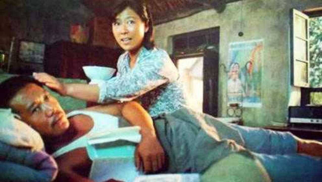 《咱们的牛百岁》精彩合集_观影人数破2亿！这部36年前的农村电影，到底有什么魔力_电影_高清完整版视频在线观看_腾讯视频