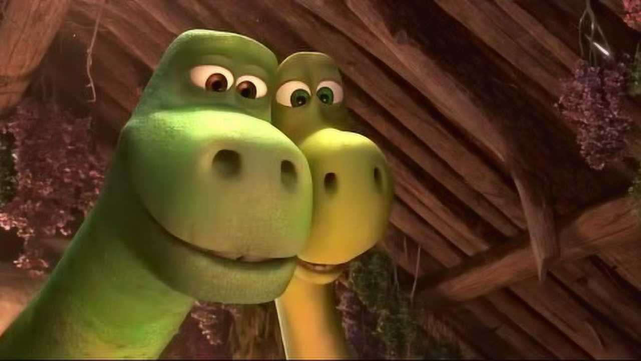 恐龙当家:小恐龙破壳而出,真是个可爱的小家伙