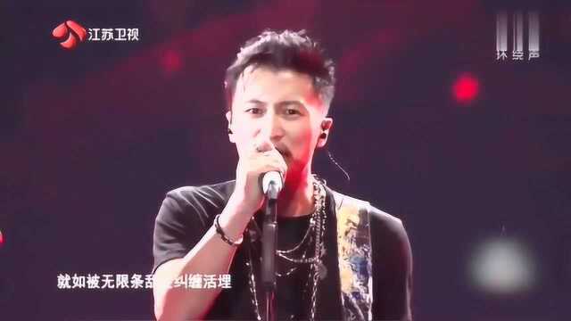 2020跨年:谢霆锋演唱《活着》当年的少年如今已成为实力派偶像