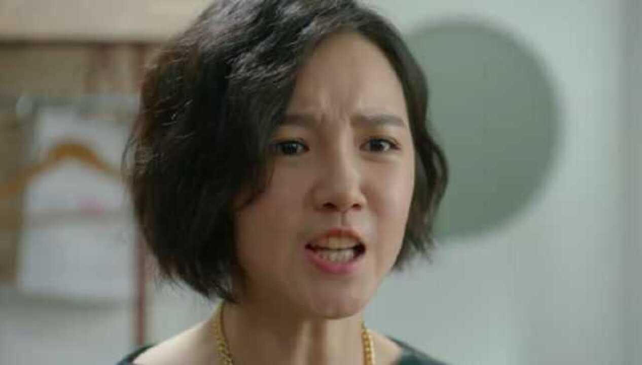 小别离:小宇跟同学打架,家长不依不饶,小后妈霸气护小宇!