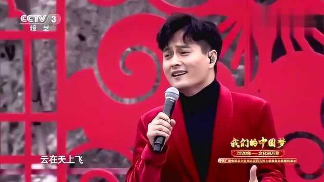 云飞演唱《云在飞》,天籁之音,唱出大草原的感觉