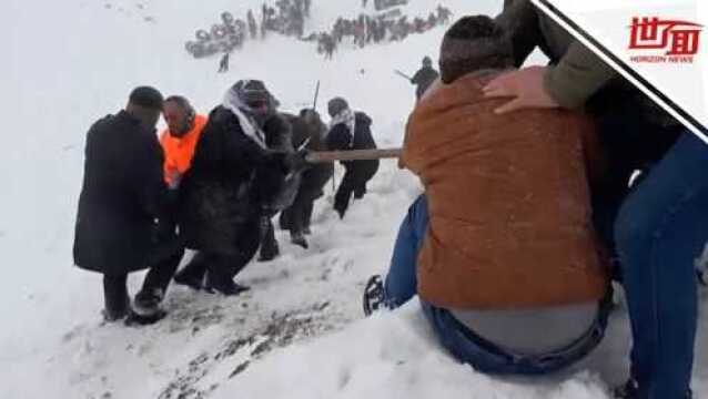 热点丨土耳其山区发生二次雪崩致数十人死亡 前一批救援人员被埋雪中