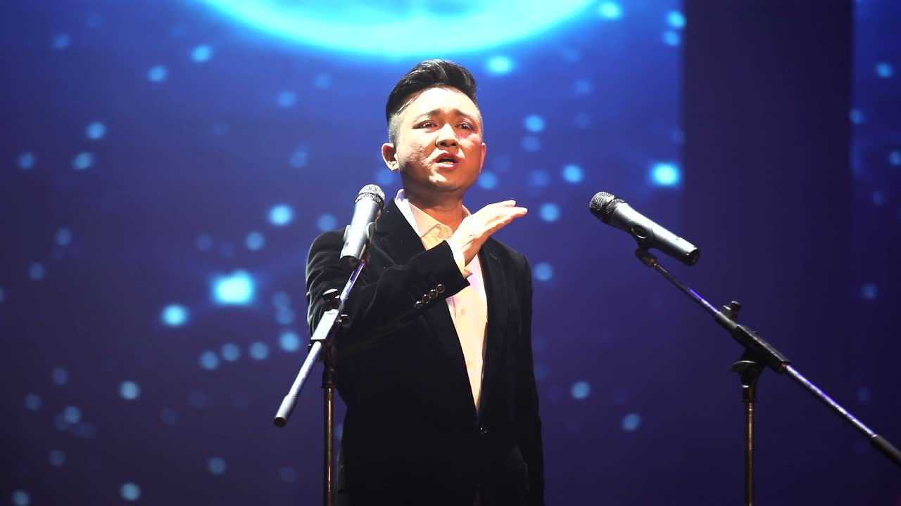 尹韵齐声 8 沙漠王子-叹月 齐春雷