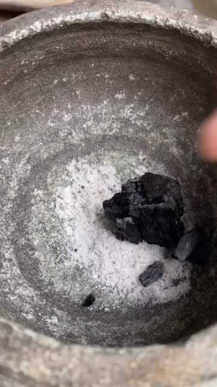 这就是土制火药的合成方法吧,古人的智慧好强大,这样都能研究出!_腾讯视频
