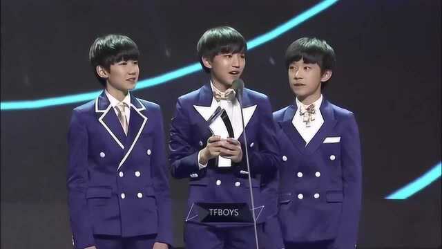 TFBOYS官博换橙色头像纪念首获奖6周年