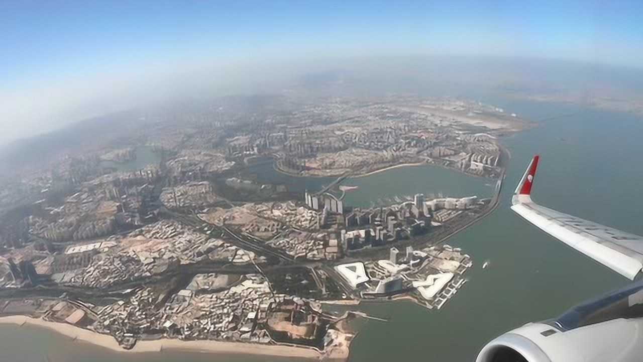 飞机从厦门高崎机场起飞,飞机上看厦门风景