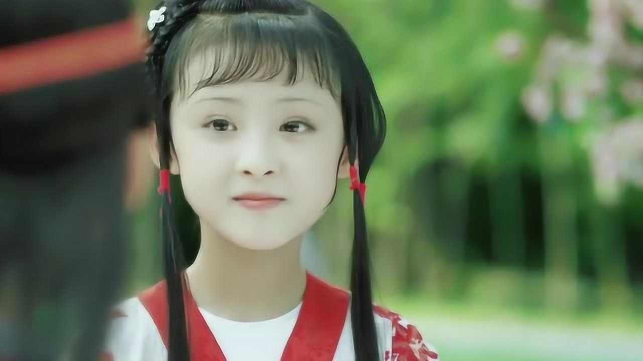 周漾玥私底下是位小萌神,在戏中是那个行动处如弱柳扶风的林妹妹!_腾讯视频