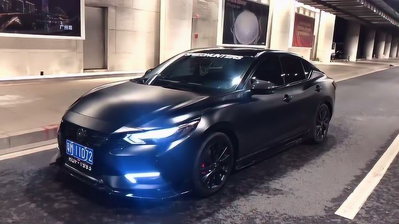 第14代轩逸黑武士,光看这霸气的外形,就知道它一定是销量冠军了!