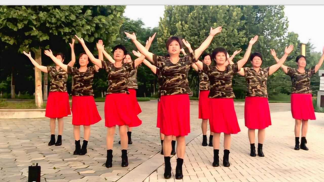 正能量变队形的广场舞《中国梦》减压又健身,舞出健康好身体