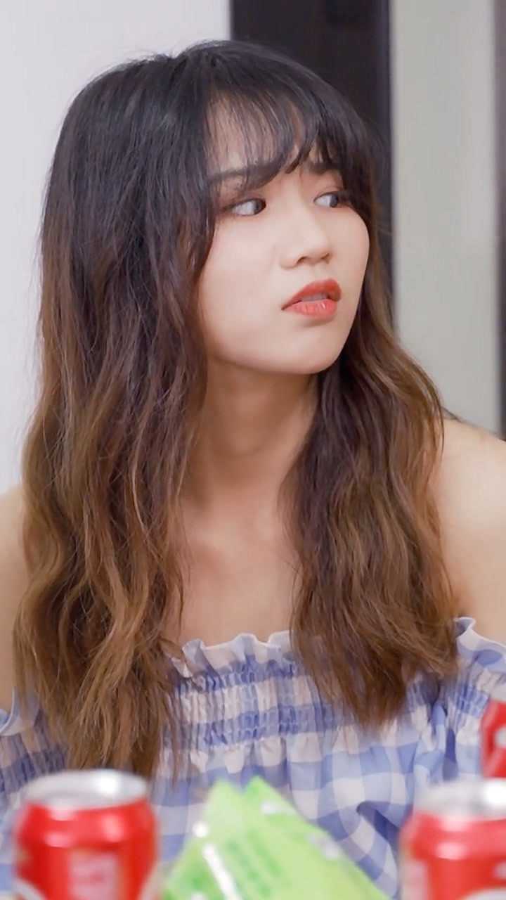 我是新来的陈七七,未来四年请多关照.