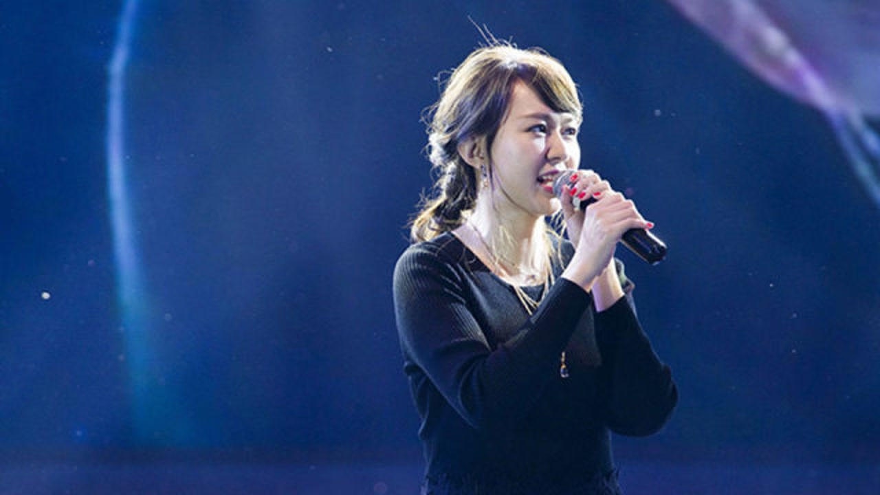 儿时女神卓依婷这首励志歌曲曾多次入选高校教材,唱的太美了