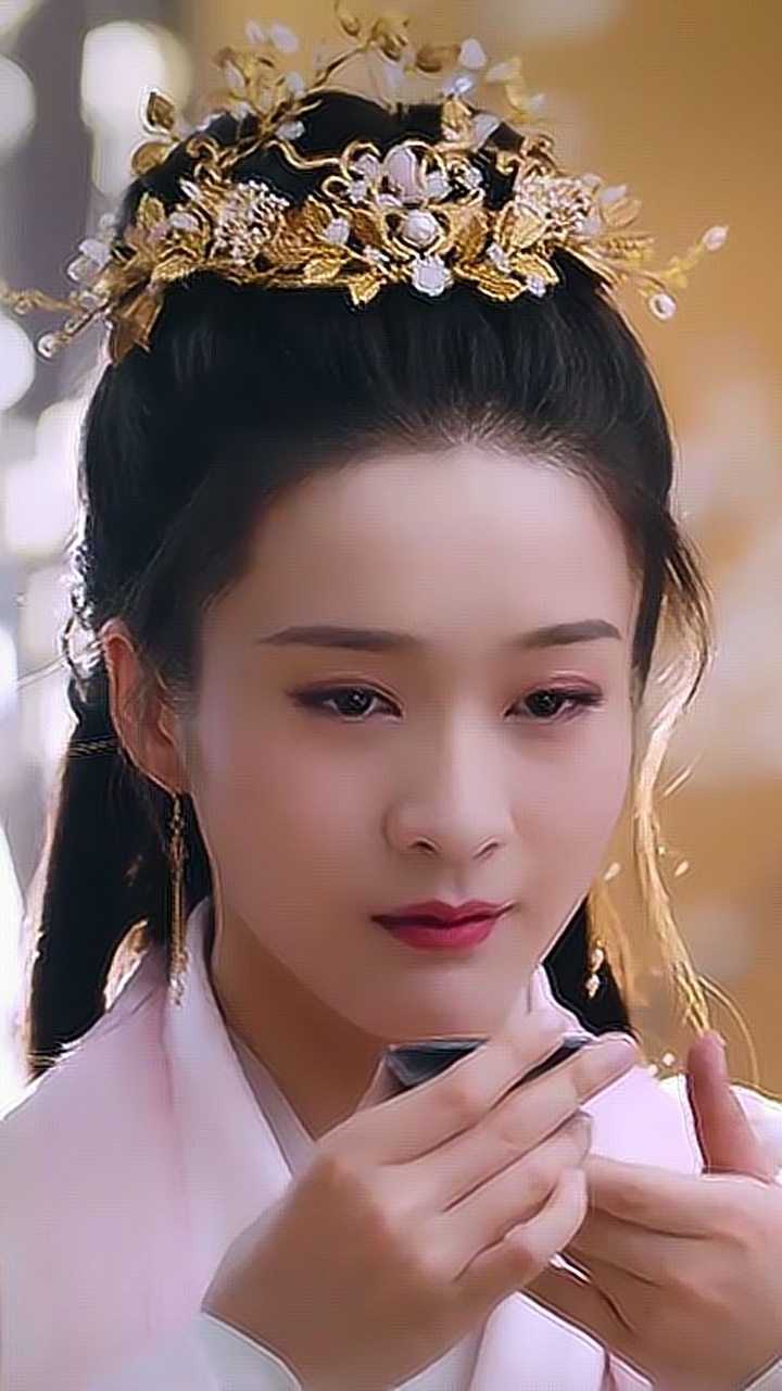 张雪迎《白发》古装秀,每一套都养眼,最爱第一和最后一套