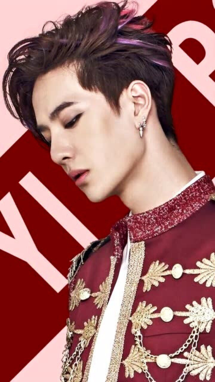 王一博红色泰国王子风系列来啦超级惊艳的