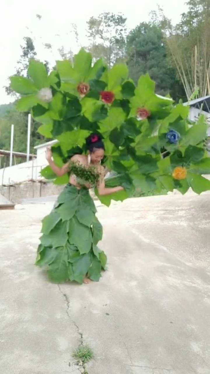 叶子做成的裙子,自然美