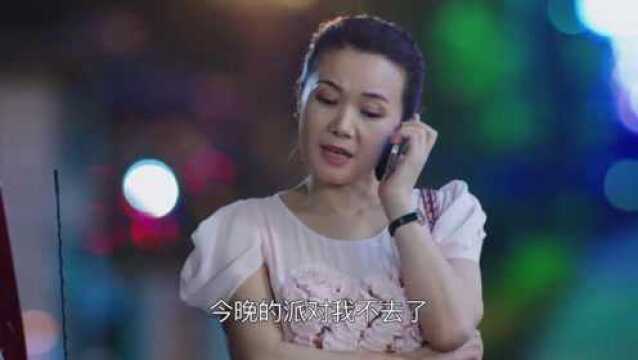 家庭秘密:教练人帅身材好,会员晚上邀请他聚会!教练怕了