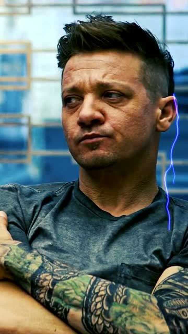 鹰眼的样子不是最帅的,但莫名的让人感觉,鹰眼就是这个样子的