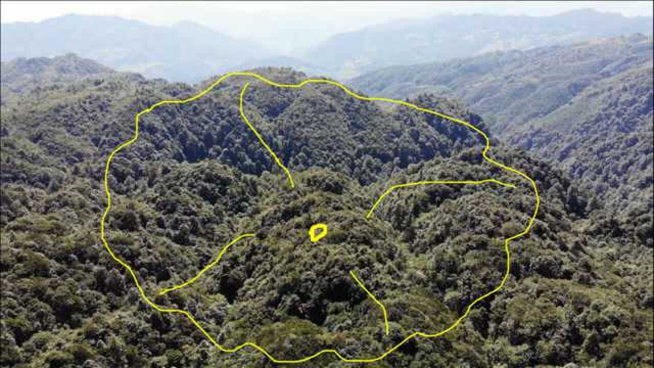 四面环山藏风聚气犹如莲花开气势磅礴顶级的风水宝地啊