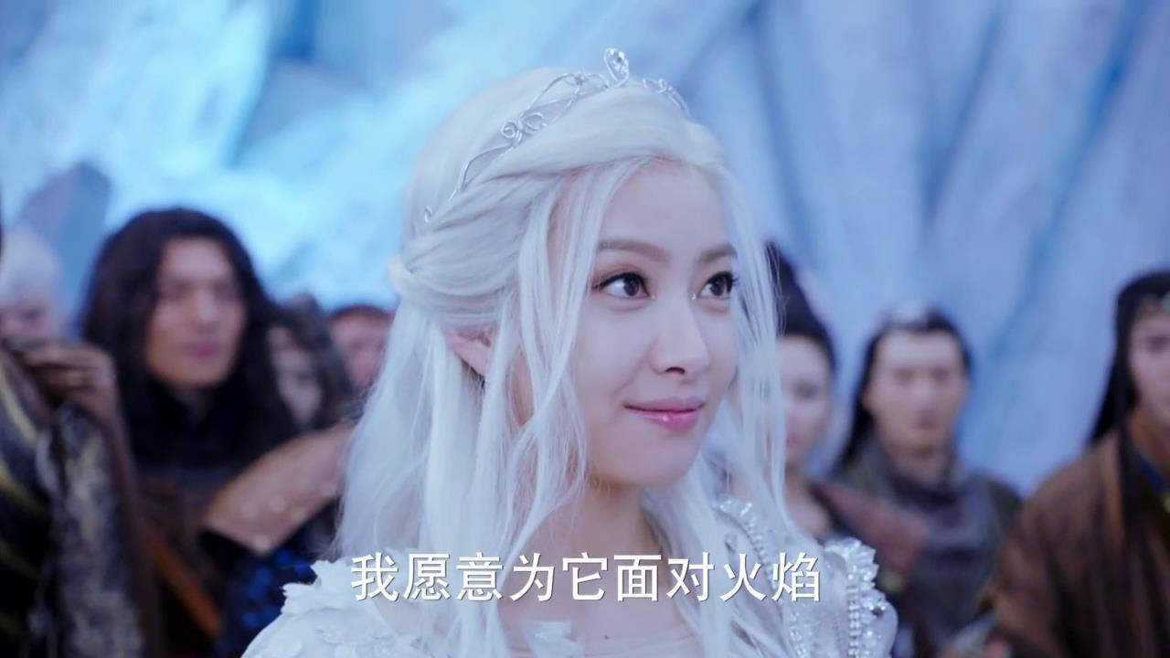 幻城梨落戴上戒指后黑发瞬间变白发成为卡索的女人