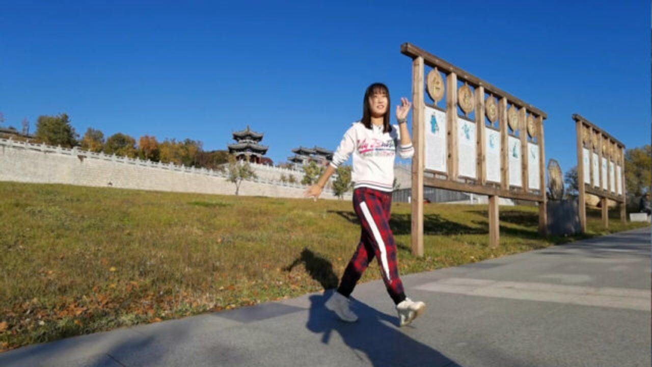 鬼步舞《逃爱》流行歌曲动感舞步,简单好看又好学