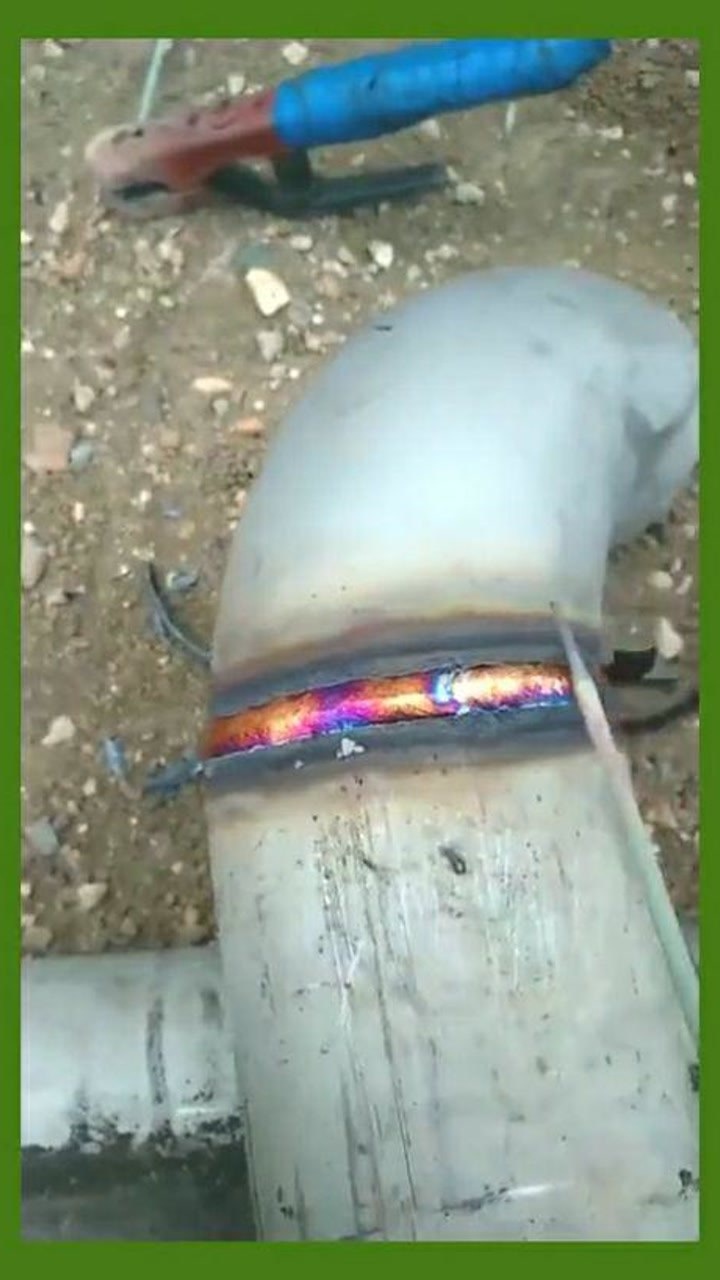 完美白钢弯头焊接,不愧是8级老焊工!