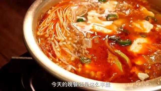 韩式嫩豆腐汤,搭配几个小菜,超级治愈