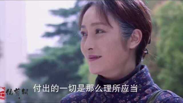 儿子误会妈妈洗掉演讲稿,上台后演讲太扎心了