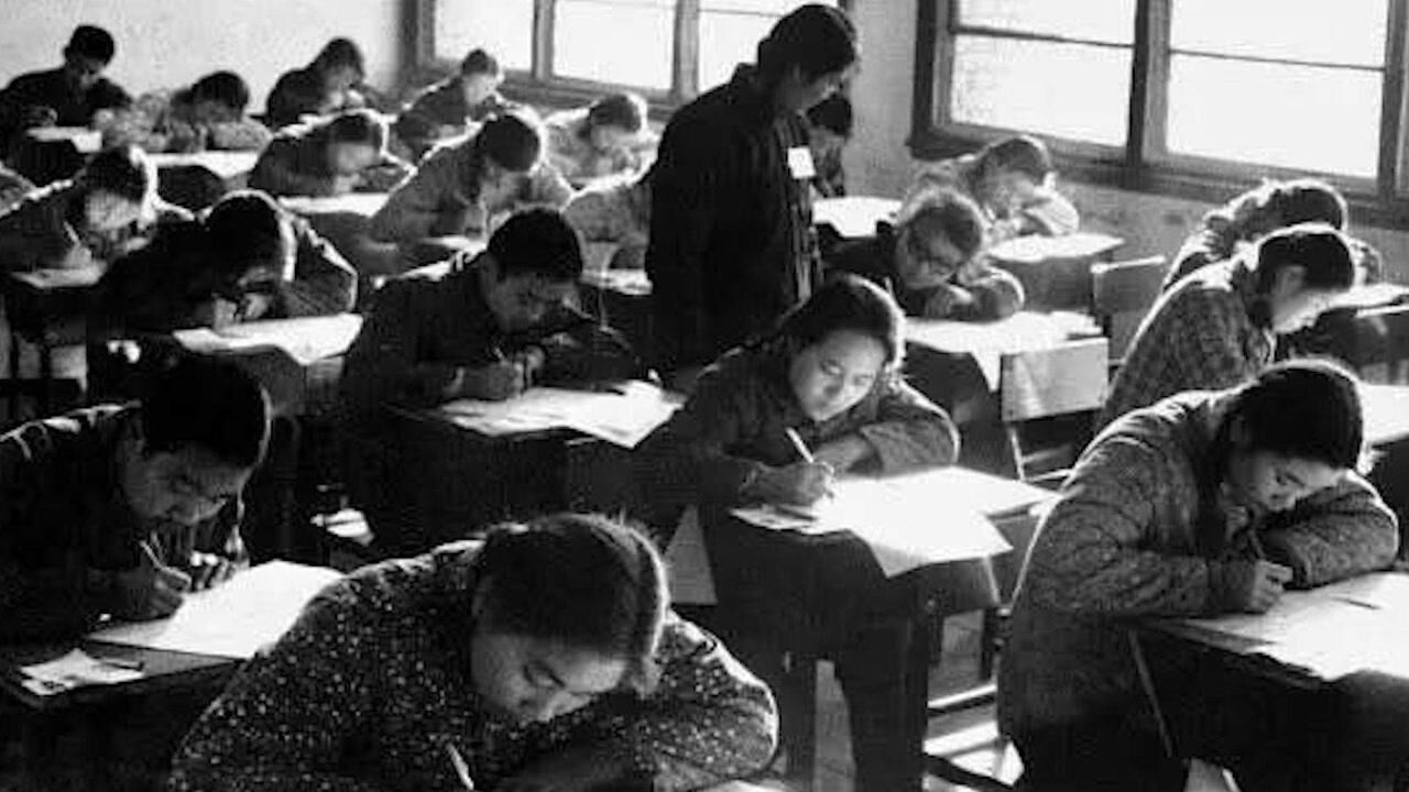 历史上的今天丨1977年12月10日，中国恢复高考制度后第一次高考_腾讯视频