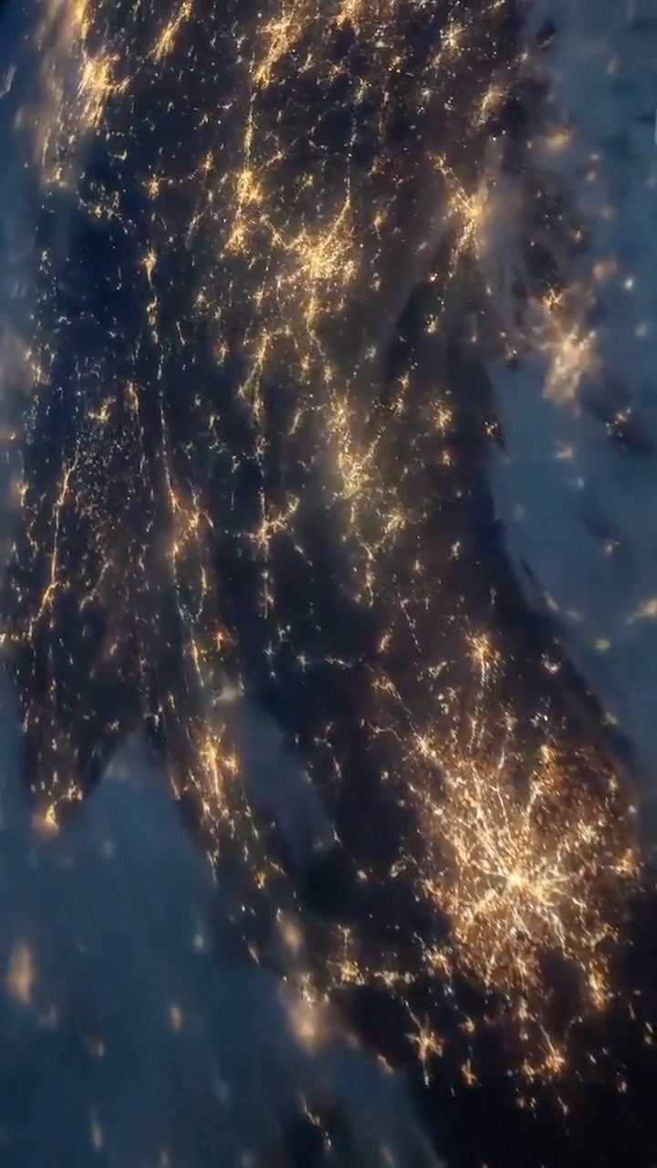 国际空间站实拍中国夜景:美轮美奂!#宇宙#地球