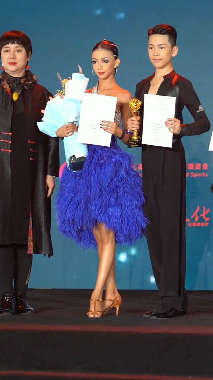 墨晗组合两个人真的是相辅相成真的感觉老师给他们彼此选了特别适合的