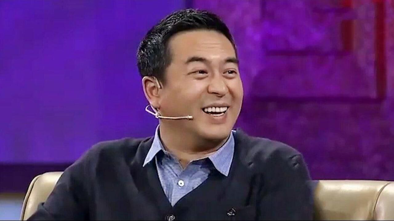 张嘉译有多逗系列,自称穿着牛仔裤去领奖:拎了个塑料袋就走了!