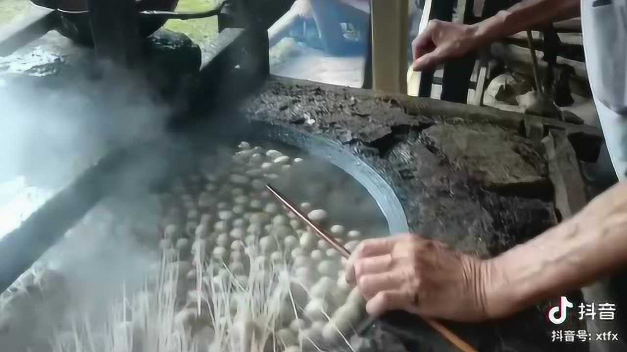 传统古法缫丝技艺_腾讯视频