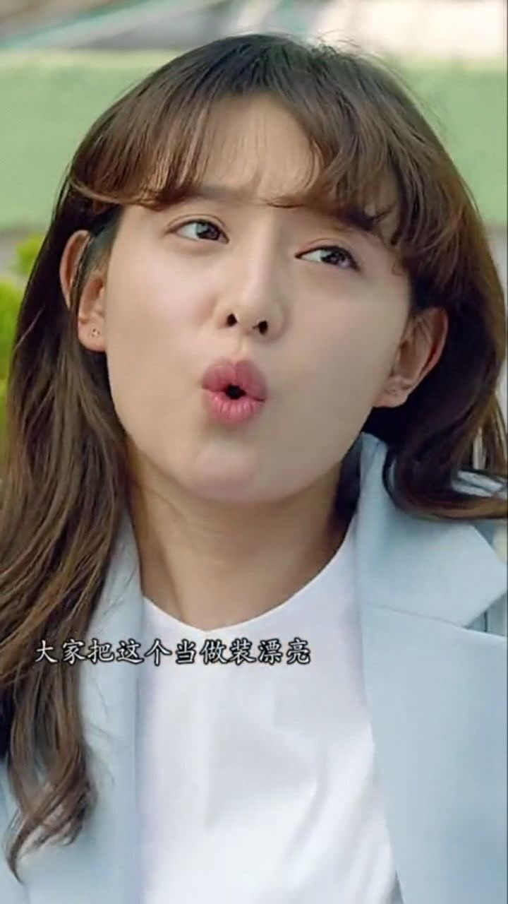 三流之路爱拉撒娇合集有这么可爱的女朋友不知足吗