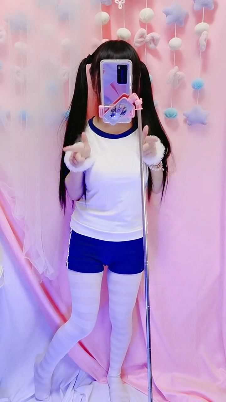 萝莉：穿体操服的双马尾小可爱_高清