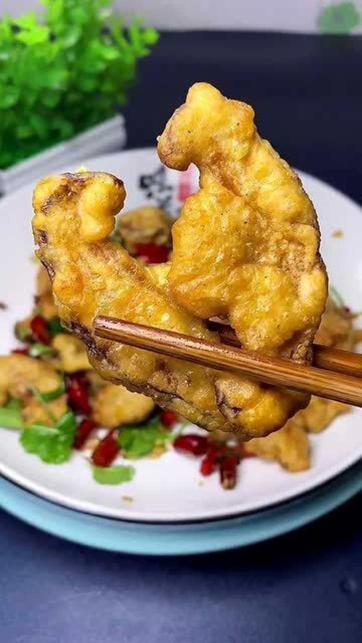 干煸香菇经典做法来了,酥脆开胃,孩子直接大快朵颐