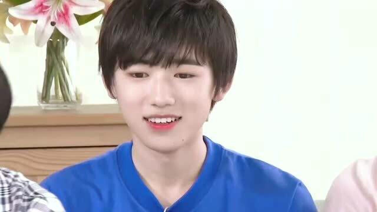 宋亚轩 " 一直忘不了这只奶凶奶凶的轩轩子"