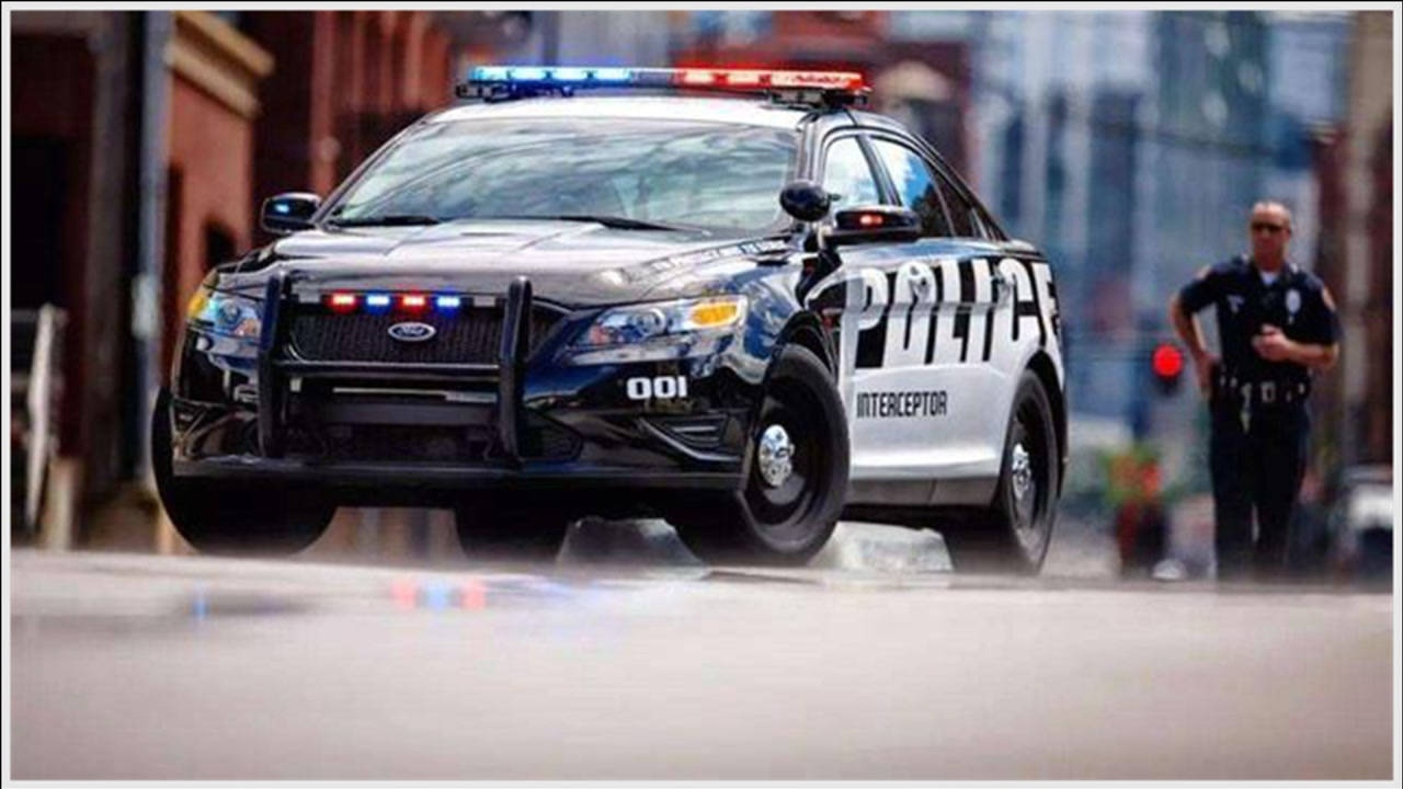 为什么警车出动时,要不断鸣笛呢?难道不怕嫌犯闻声而逃吗?